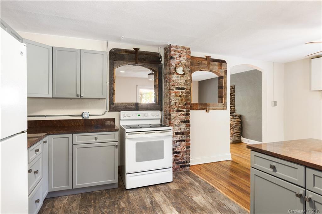 84 Bradley Street Asheville NC 28806