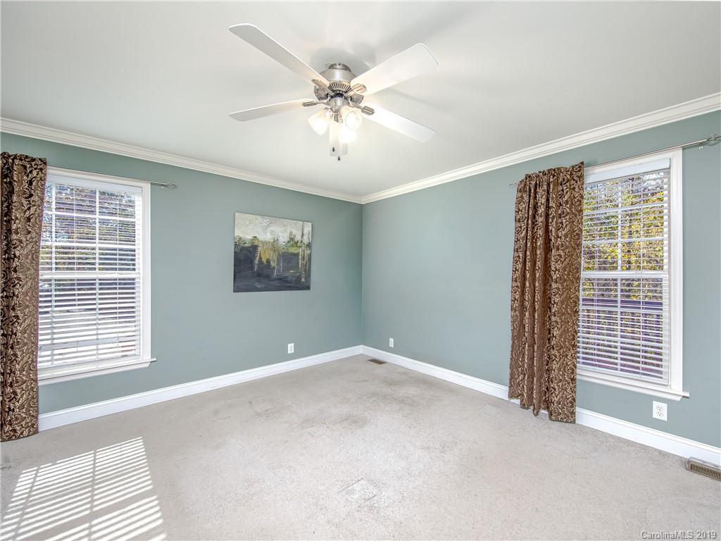 21 Brownstone Drive Asheville NC 28806