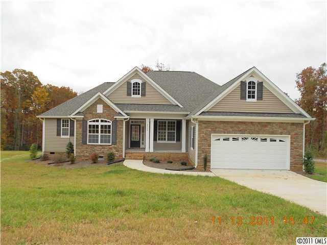 6962 Pin Oaks Drive Denver NC 28037