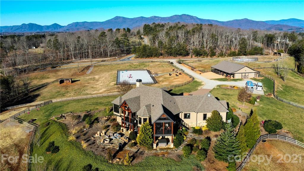 67 Golf Course Road Columbus NC 28722