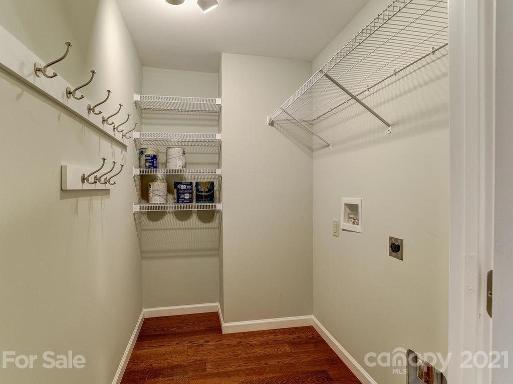 16 Woodstock Lane Asheville NC 28806