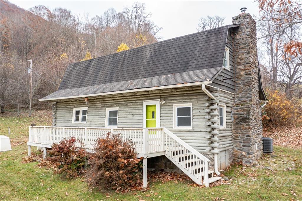 19895 Nc 209 Highway Hot Springs NC 28743