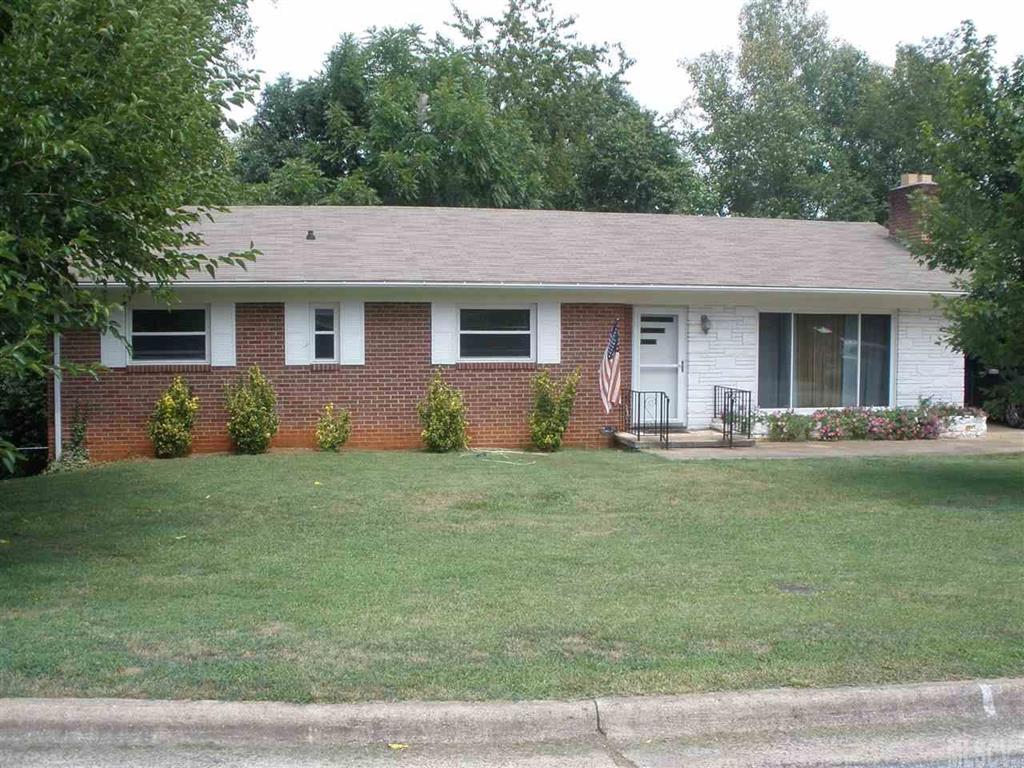 1056 17th Avenue NW Hickory NC 28601