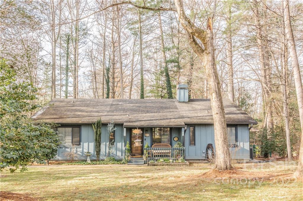 22 Golden Oaks Lane Fletcher NC 28732
