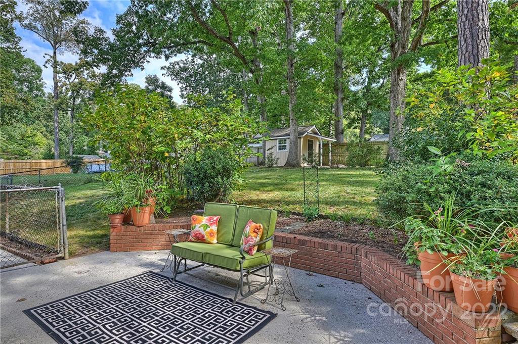 3827 Severn Avenue Charlotte NC 28210