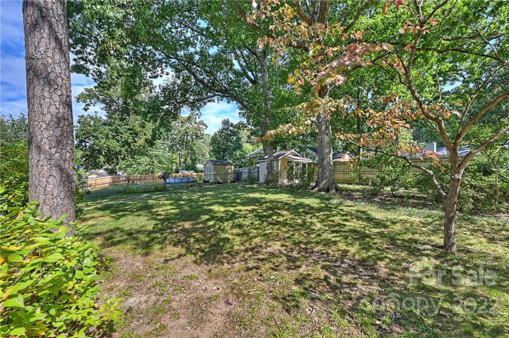 3827 Severn Avenue Charlotte NC 28210