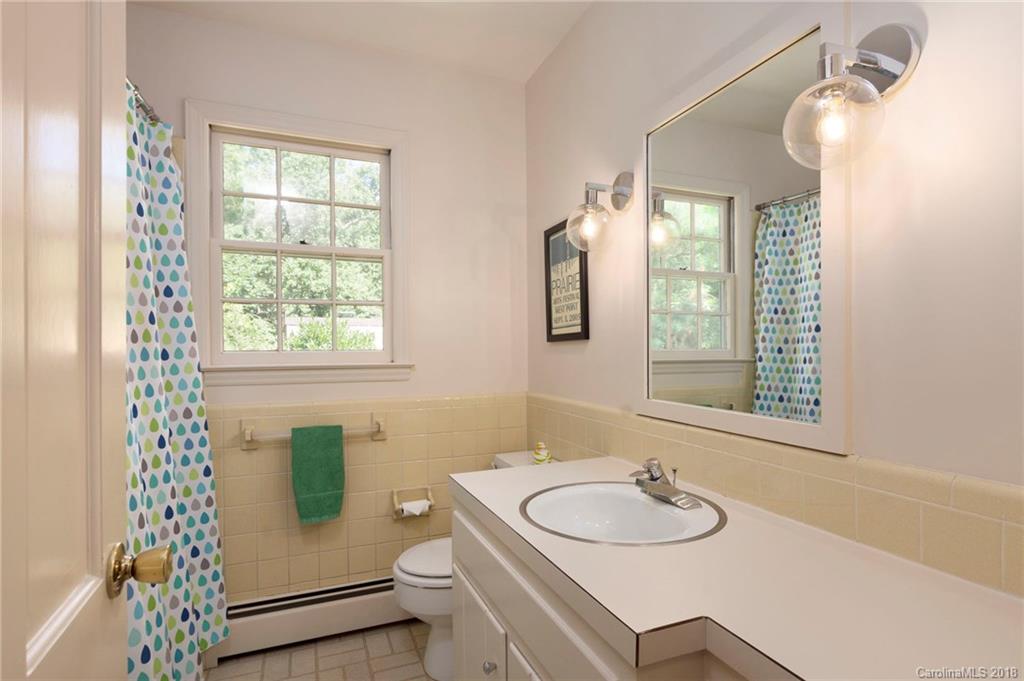 445 Kimberly Avenue Asheville NC 28804