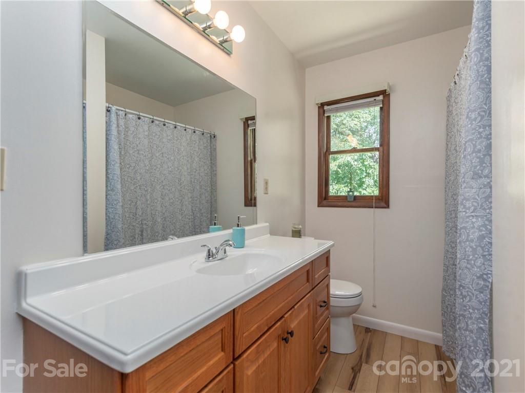 35 Lanning Drive Waynesville NC 28786