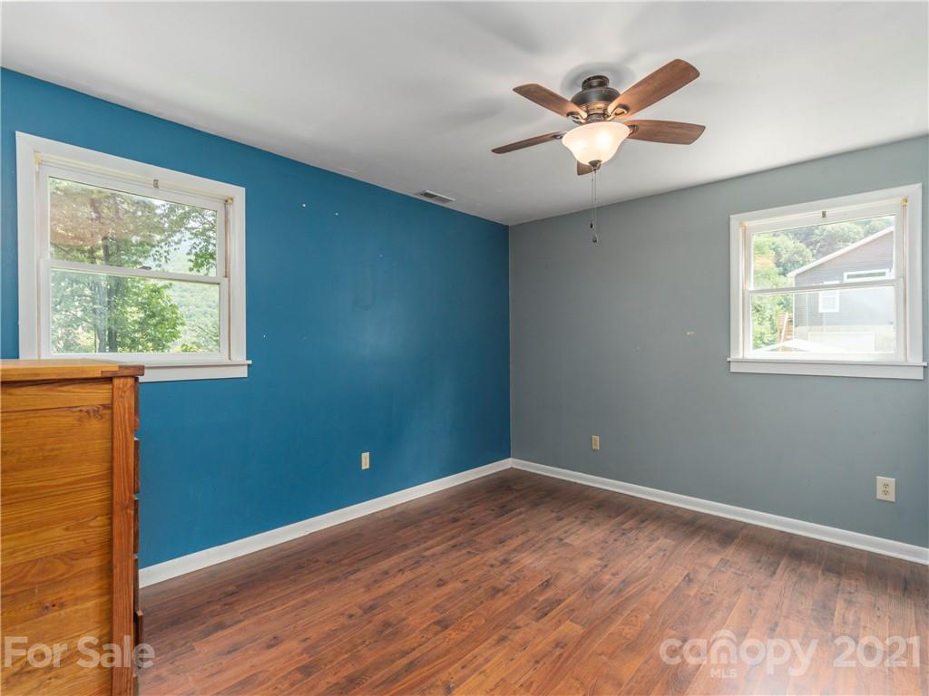 35 Lanning Drive Waynesville NC 28786