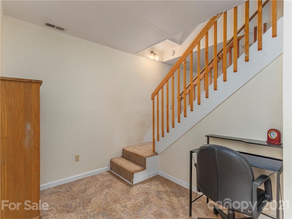 35 Lanning Drive Waynesville NC 28786