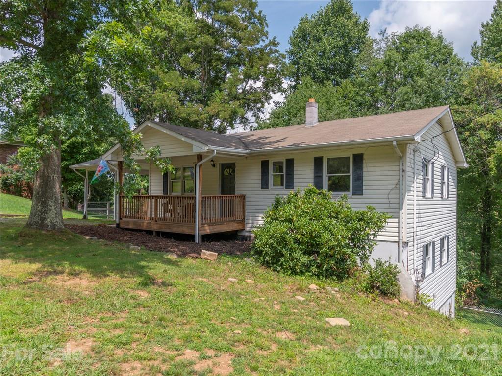 35 Lanning Drive Waynesville NC 28786