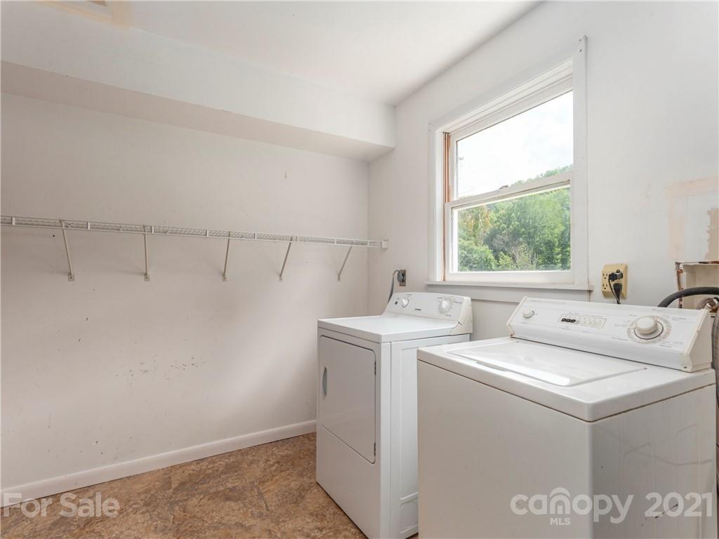 35 Lanning Drive Waynesville NC 28786
