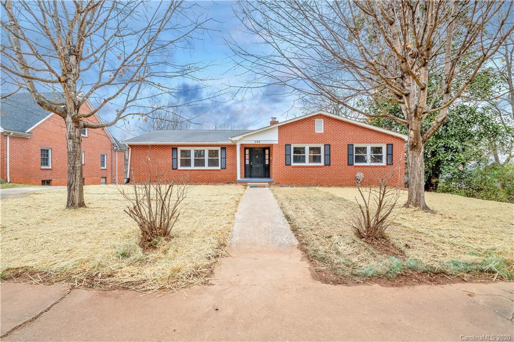 203 Valdese Avenue Morganton NC 28655