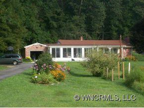 1040 Prices Creek Road Burnsville NC 28714
