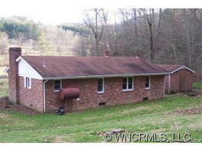 1040 Prices Creek Road Burnsville NC 28714
