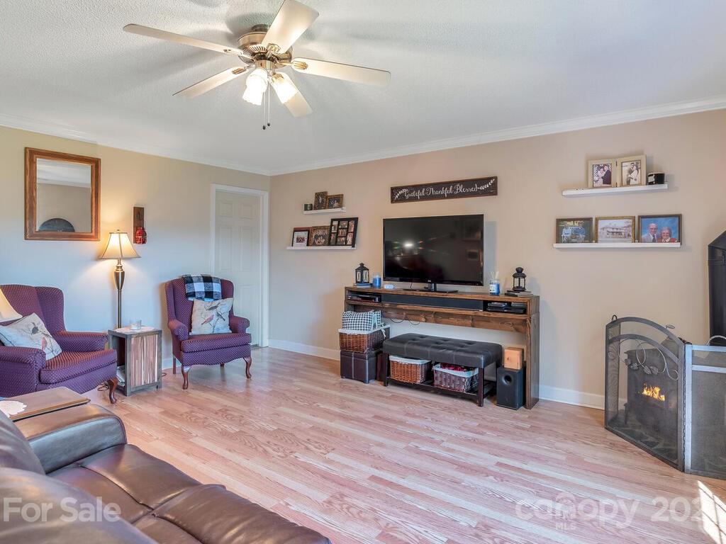 54 Donna Lane Alexander NC 28701