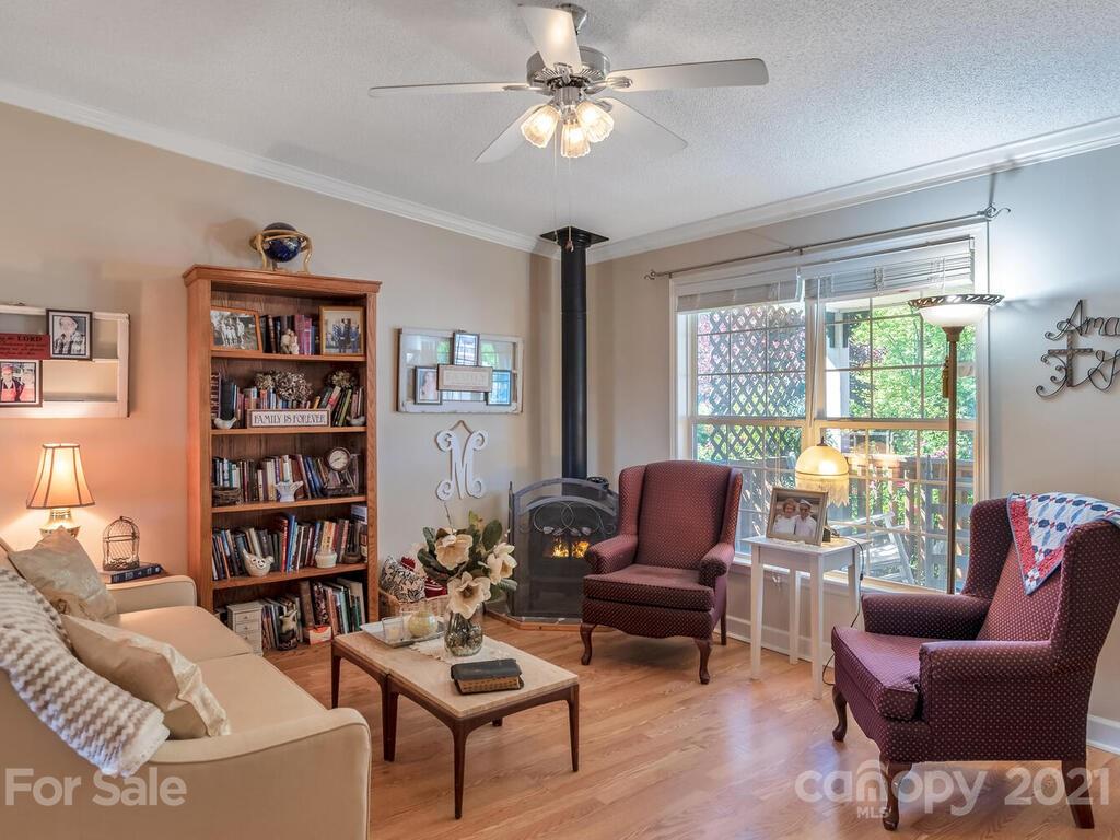 54 Donna Lane Alexander NC 28701