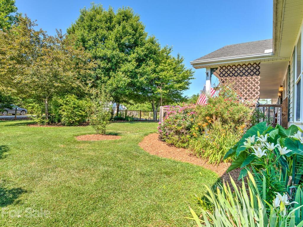 54 Donna Lane Alexander NC 28701