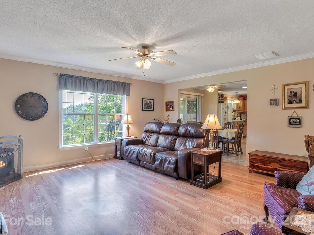 54 Donna Lane Alexander NC 28701