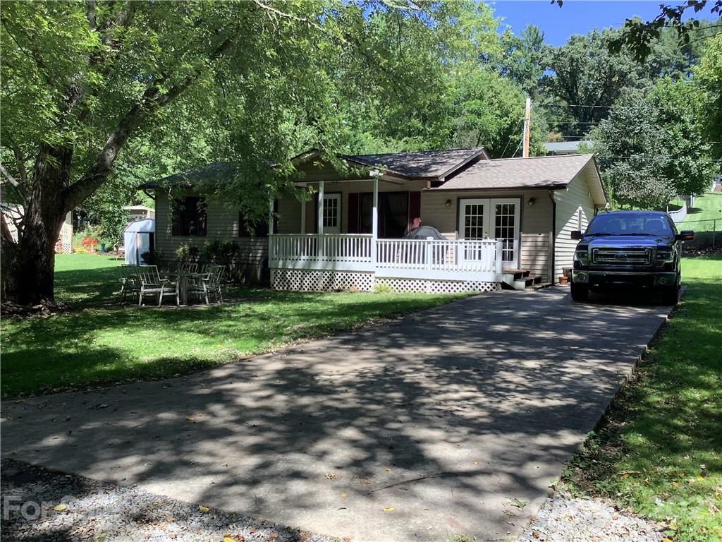 102 Happy Hollow Access Road Waynesville NC 28786