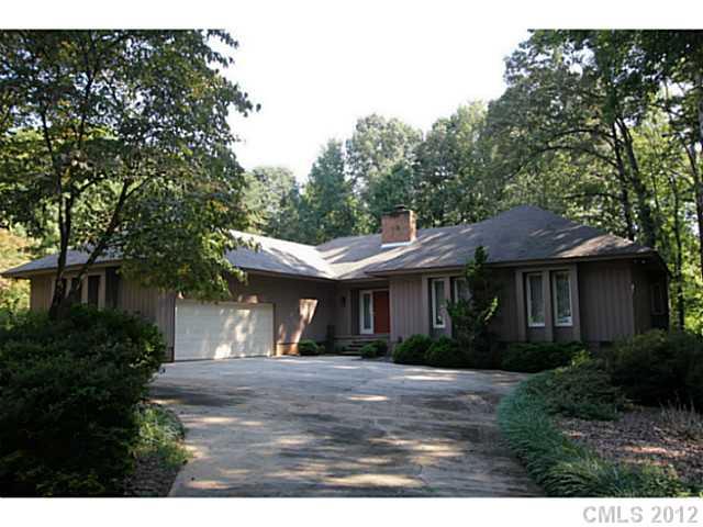 10241 Woodview Circle Charlotte NC 28277