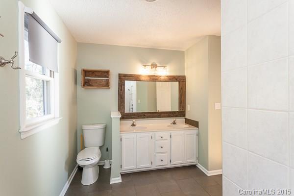 4 North Leslie Lane Asheville NC 28805