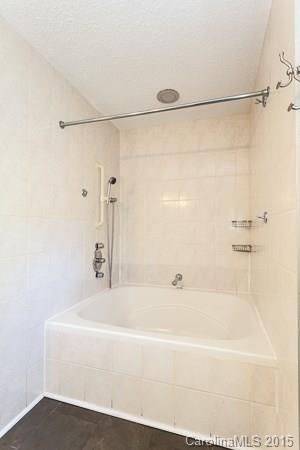 4 North Leslie Lane Asheville NC 28805