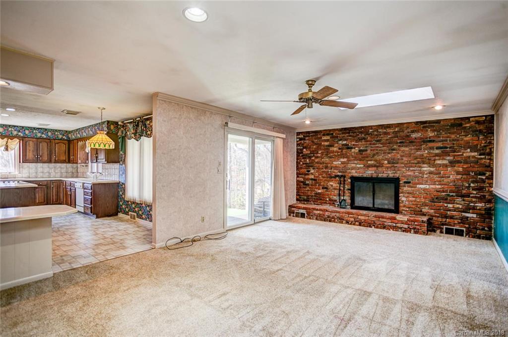 37 Mountain Terrace Asheville NC 28806