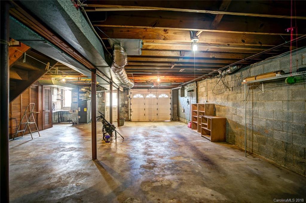 37 Mountain Terrace Asheville NC 28806