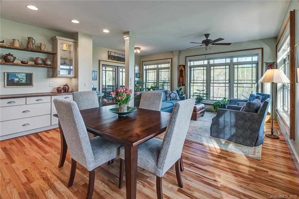 8 Highland Grove Road Asheville NC 28806