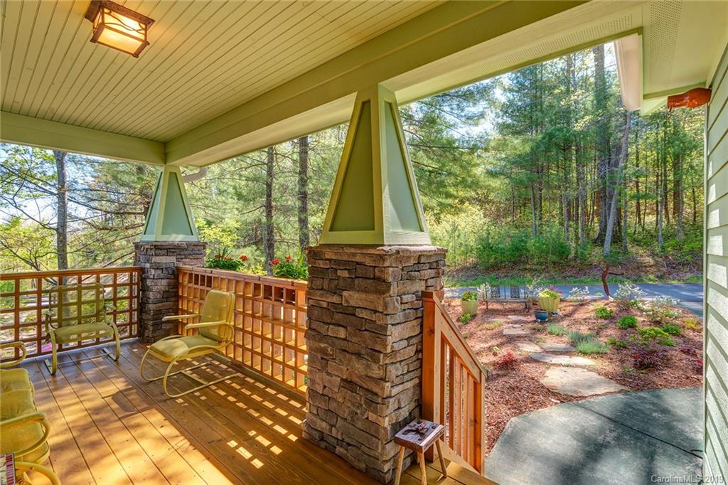 8 Highland Grove Road Asheville NC 28806