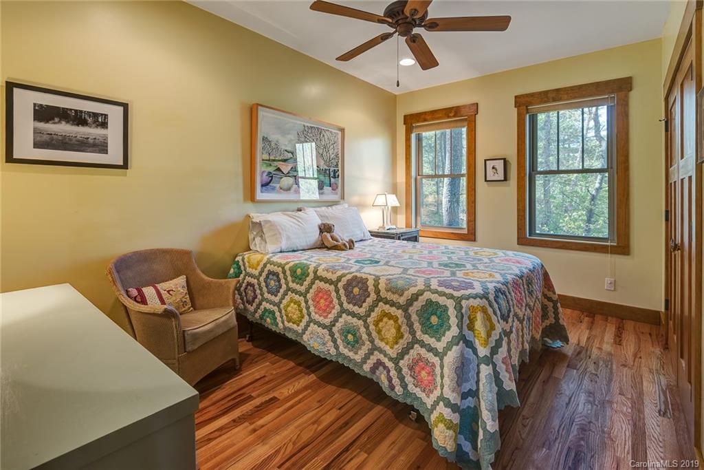 8 Highland Grove Road Asheville NC 28806