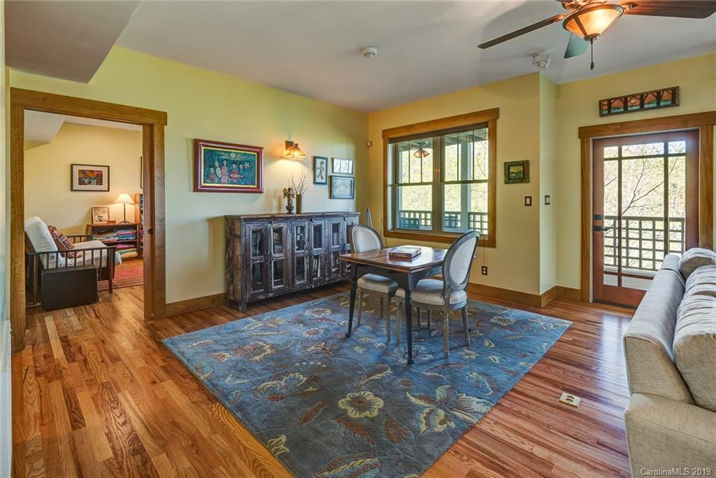 8 Highland Grove Road Asheville NC 28806