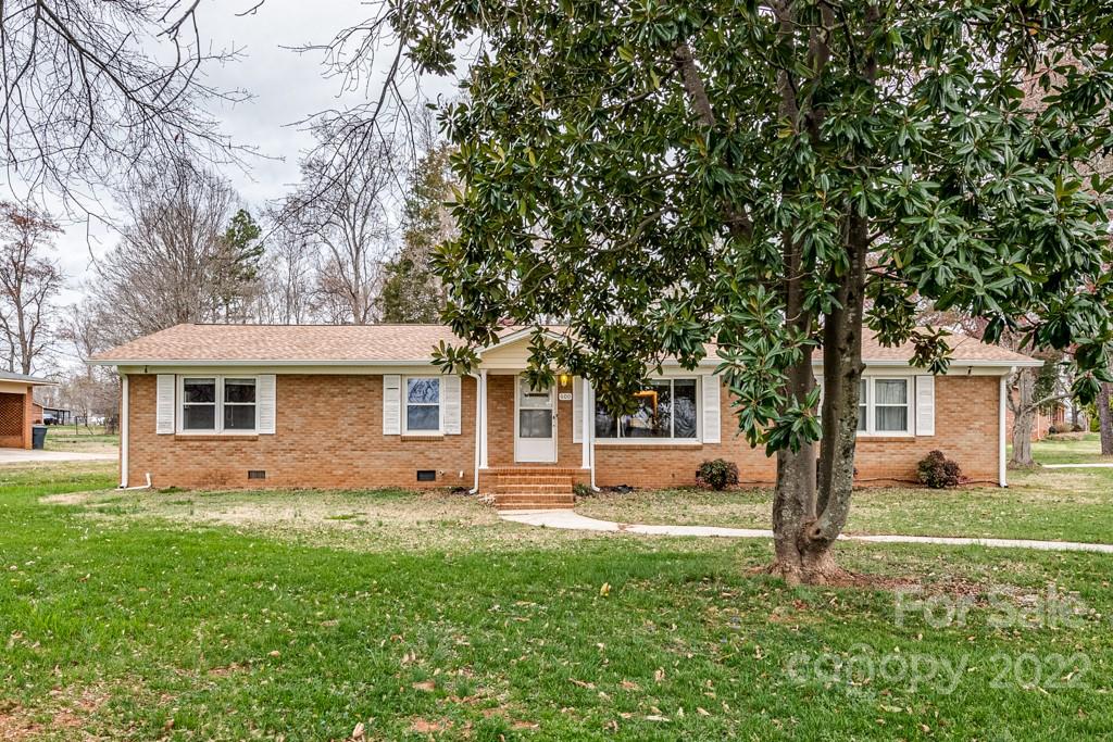 600 Pierce Avenue Mount Holly NC 28120