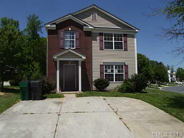 5304 Wisbech Court Charlotte NC 28215