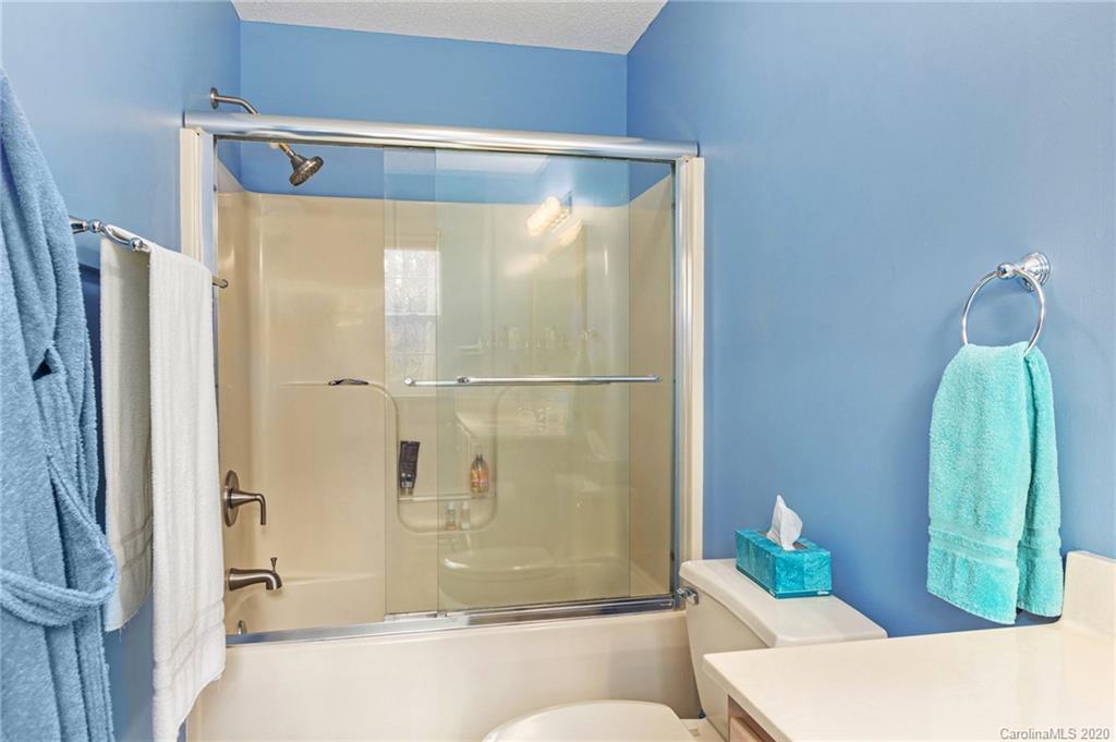 20 Eagles Nest Lane Asheville NC 28806