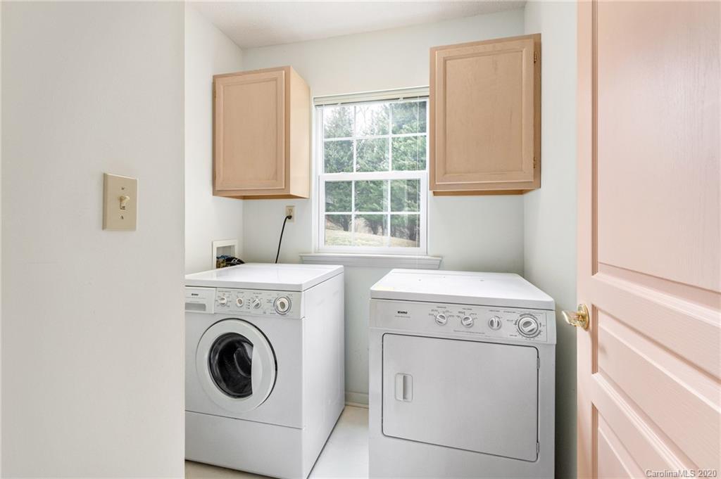 20 Eagles Nest Lane Asheville NC 28806