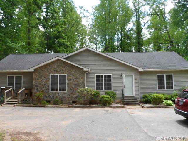 415-417 E I Street Newton NC 28658