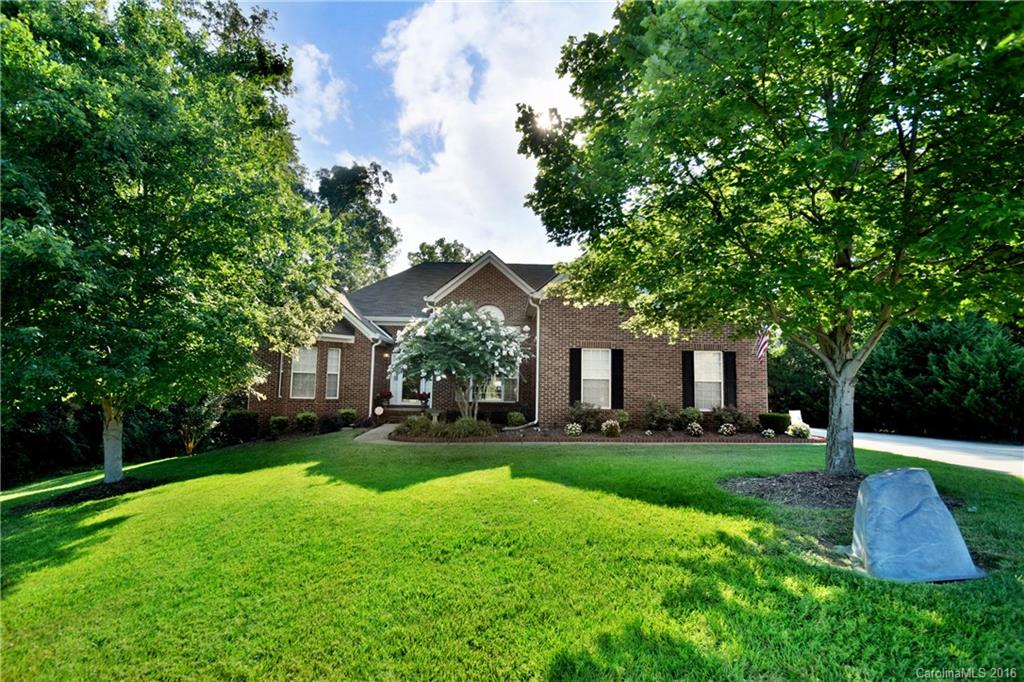 5694 Berry Ridge Drive Harrisburg NC 28075