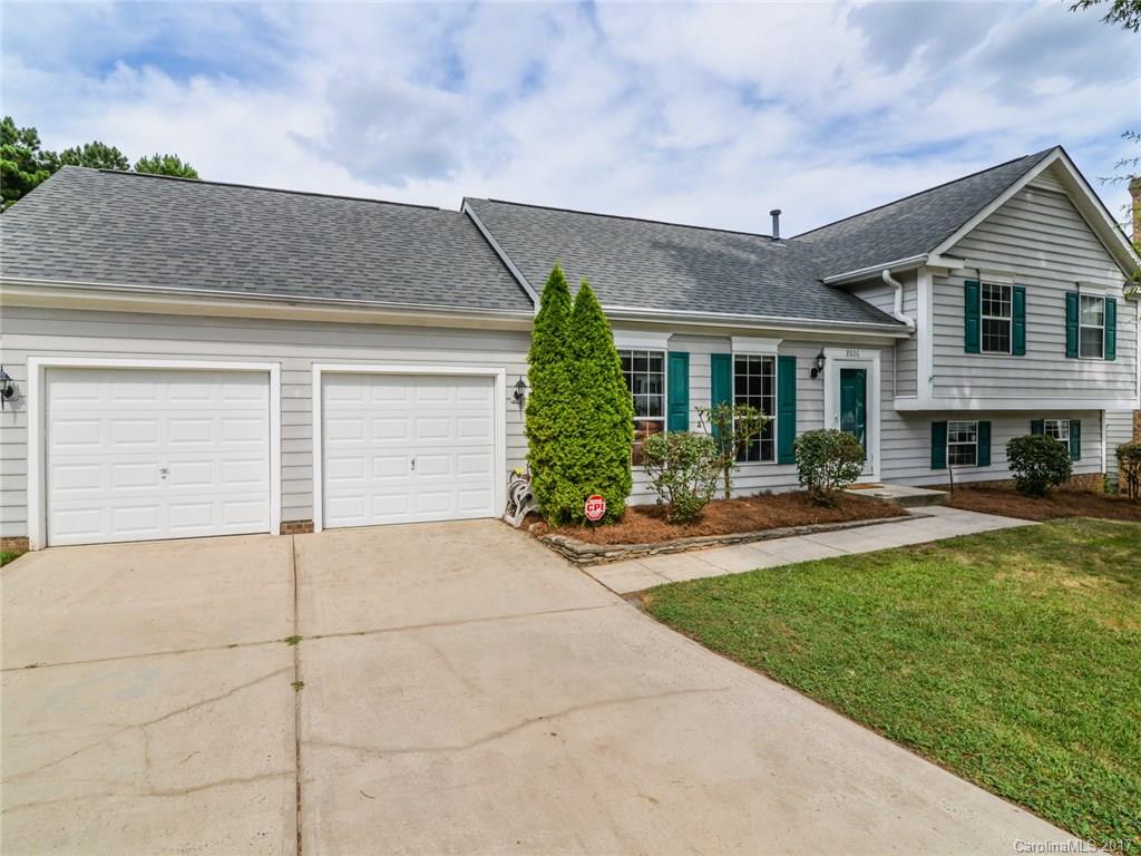 8806 Palomino Court Charlotte NC 28216