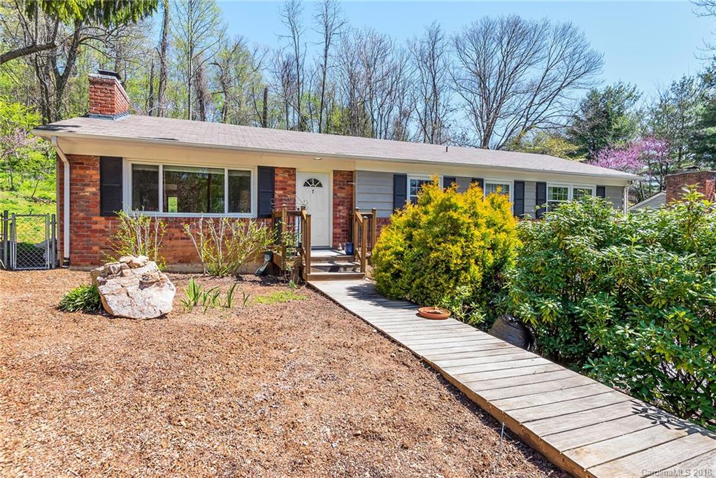 7 Clearbrook Road Asheville NC 28805