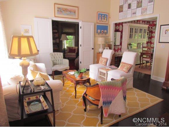 11 Asbury Road Asheville NC 28804