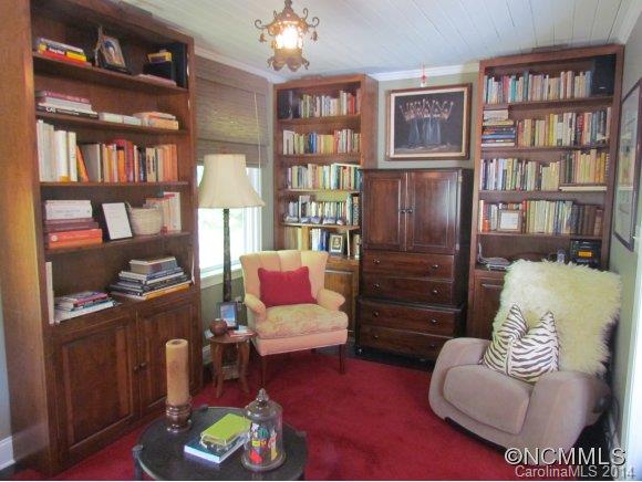 11 Asbury Road Asheville NC 28804