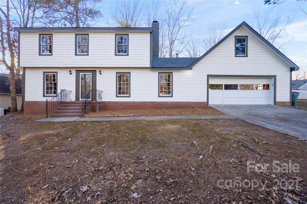 616 Creekwood Court Matthews NC 28105