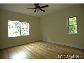 55 Three Oaks Drive Asheville NC 28804