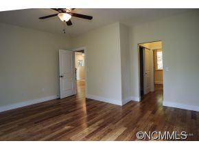 55 Three Oaks Drive Asheville NC 28804