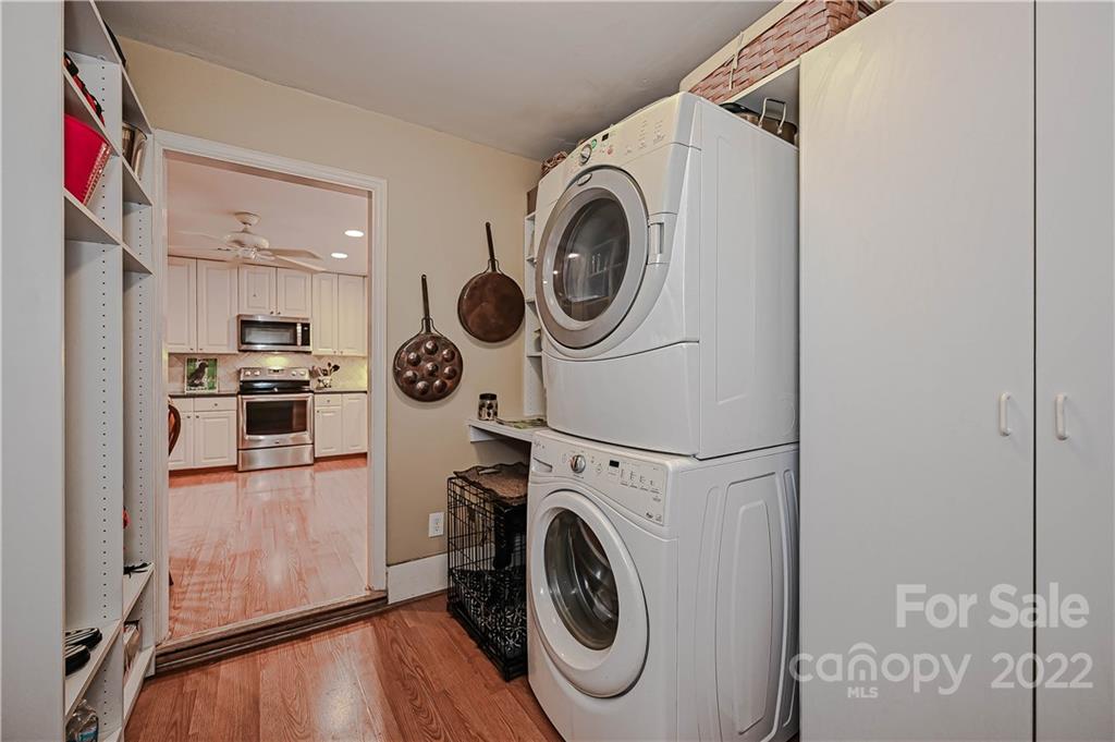 2212 Valencia Terrace Charlotte NC 28226