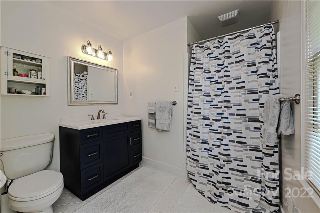 2212 Valencia Terrace Charlotte NC 28226