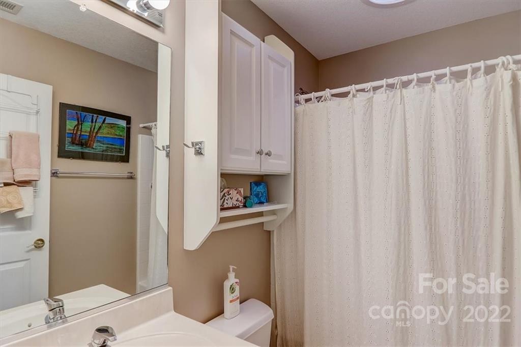 25 Creekside Way Asheville NC 28804