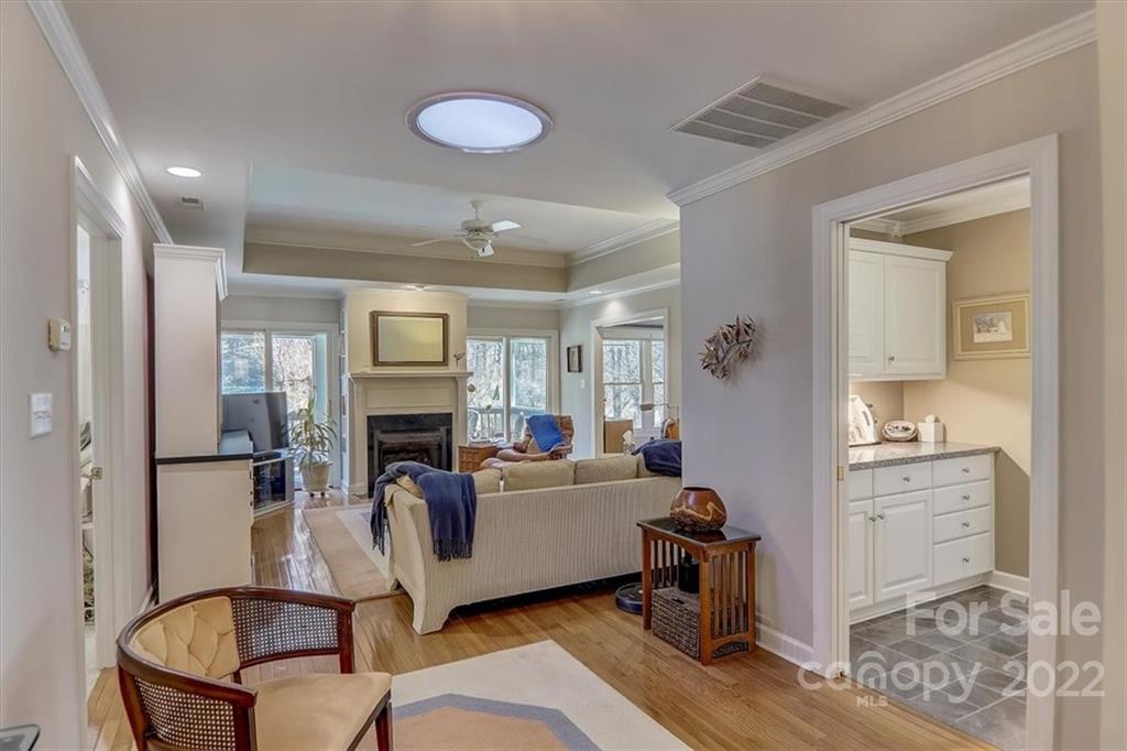 25 Creekside Way Asheville NC 28804